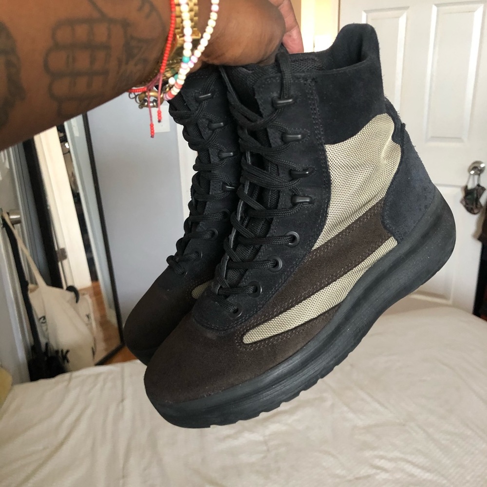 Yeezy Suede Boot Season 5 Oil